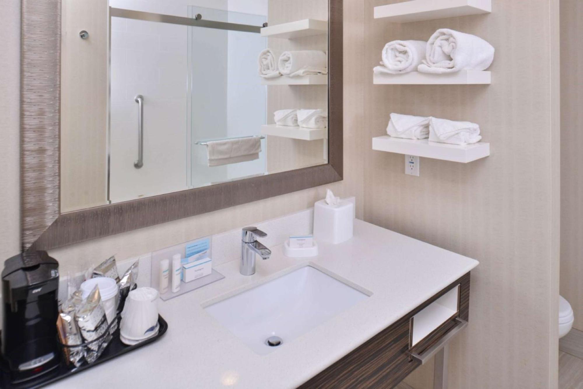 Hampton Inn & Suites Bend Extérieur photo
