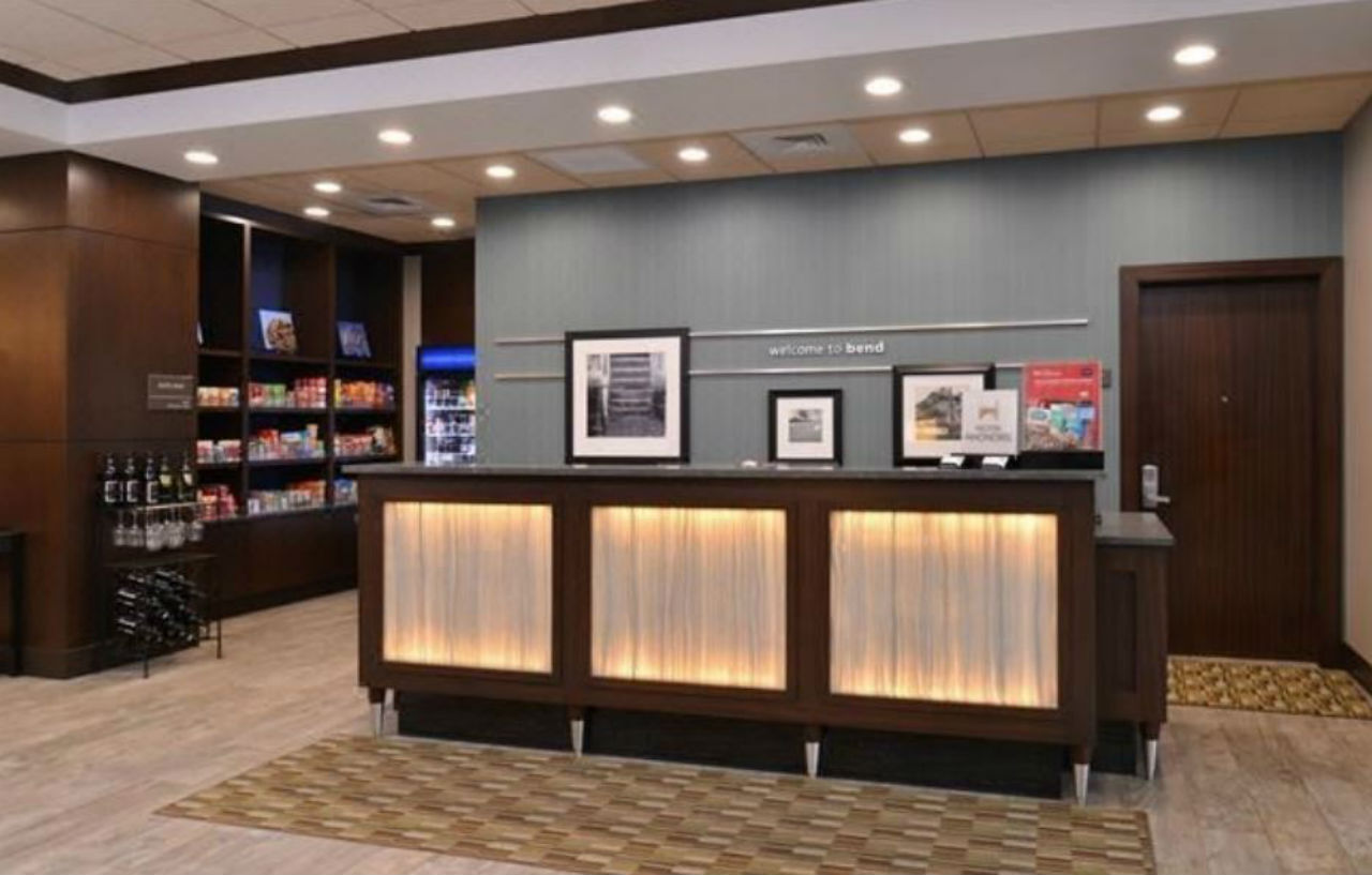 Hampton Inn & Suites Bend Extérieur photo